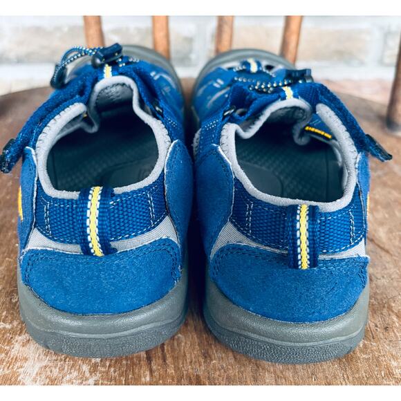 Men's Keen Newport H2 Sandals, Navy Blue, Size 6 - Picture 3 of 4